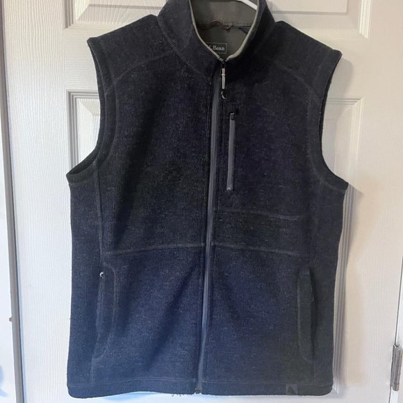 Men's L.L. Bean Classic Sweater Vest, Medium, Navy - Picture 1 of 4
